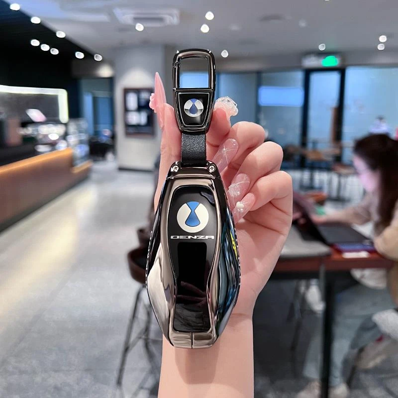 腾势d9钥匙套保护壳专用扣男女金属配件改装汽车用品大全2025款