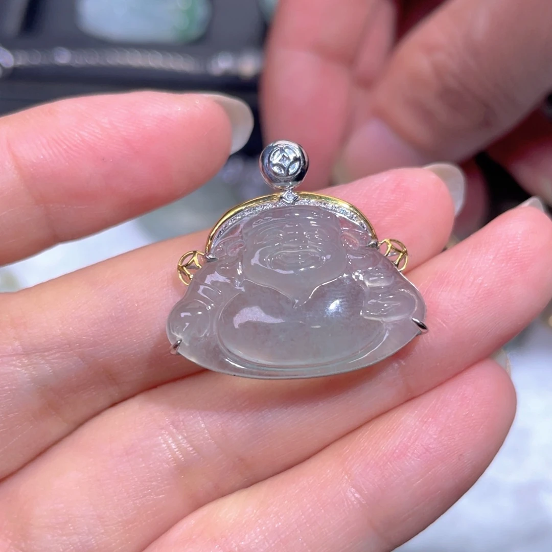 颈饰18K金镶嵌翡翠翡翠