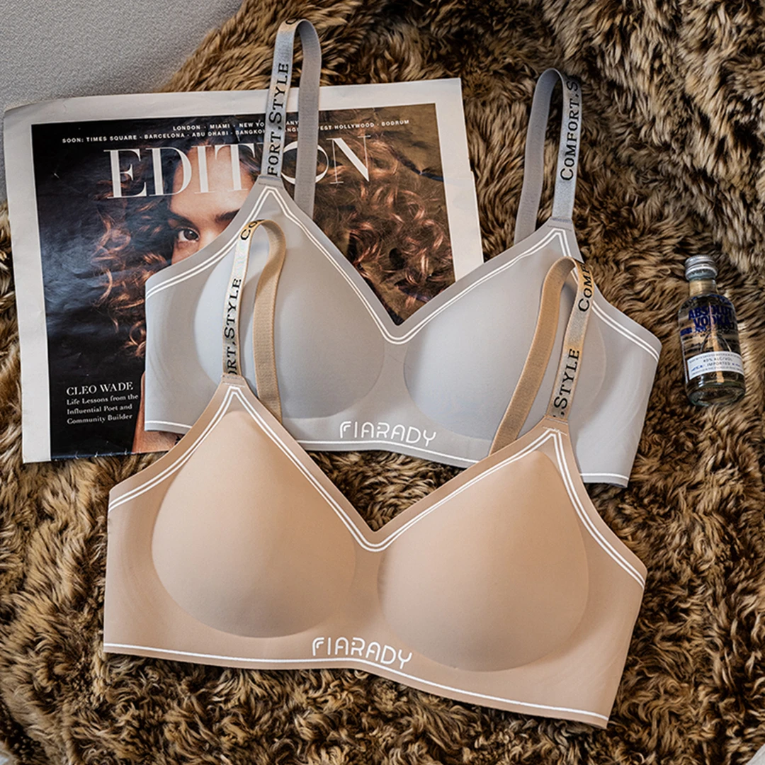 内衣女冰丝薄无钢圈小胸聚拢收副乳防下垂显大上托无痕美背文胸罩