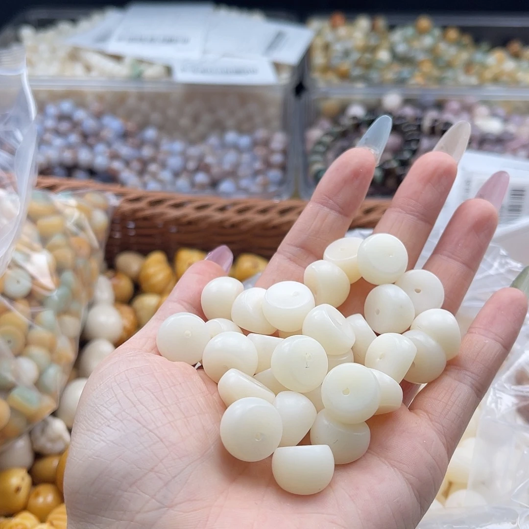 白玉菩提吊坠c14mm/30颗白蒜瓣