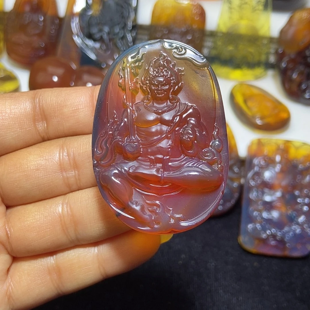 琥珀未镶嵌颈饰缅甸天然琥珀吊坠