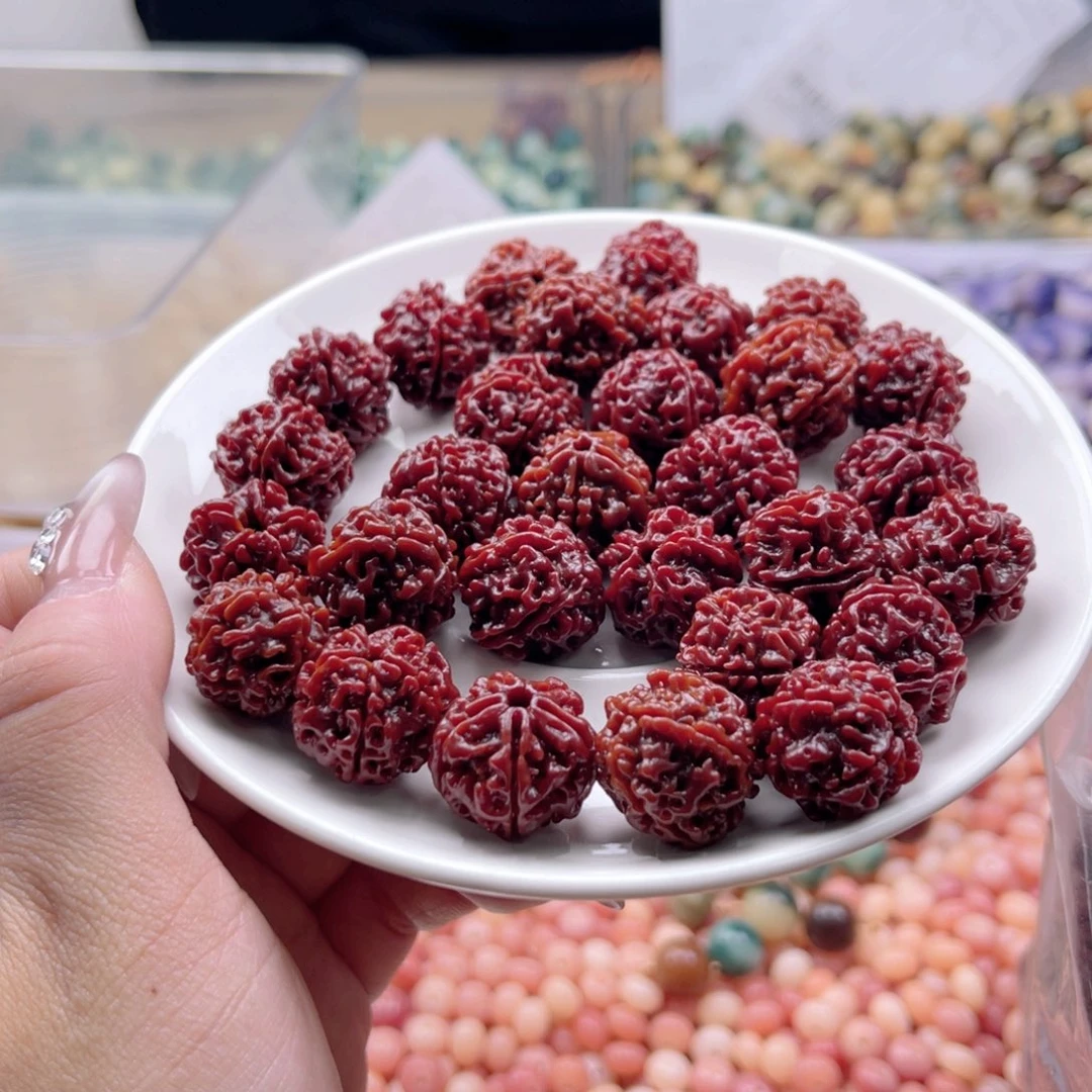 白玉菩提吊坠z17-18mm36颗。大金刚