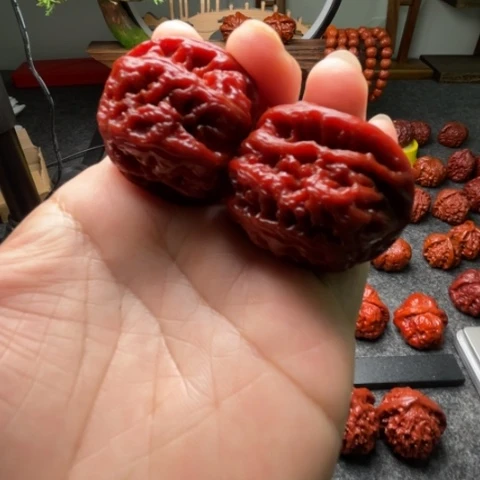 吊坠桃核文玩核桃手把件大粗筋