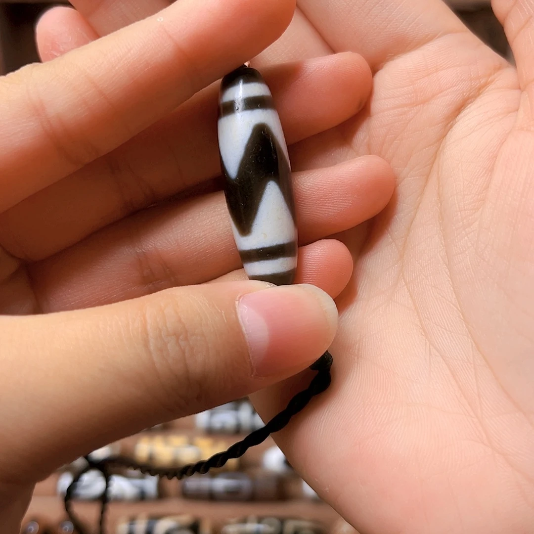 被***婆玛瑙/玉髓未镶嵌颈饰