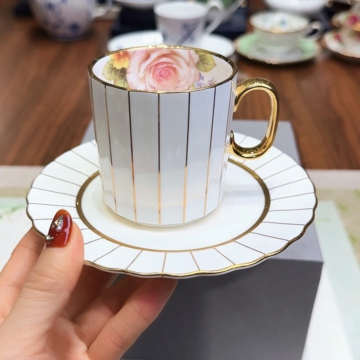 瓷片杯子杯子杯子杯子水杯杯子水杯水杯