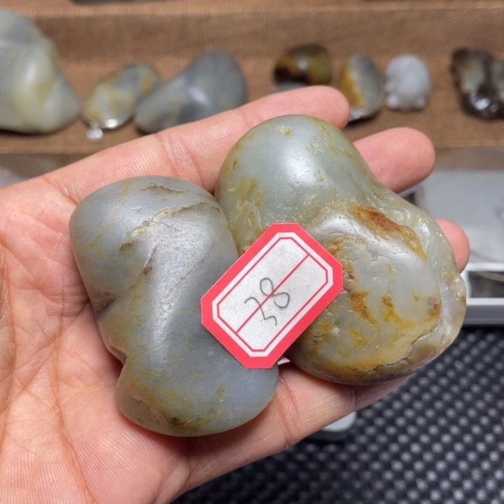 颈饰未镶嵌和田玉朝**月38