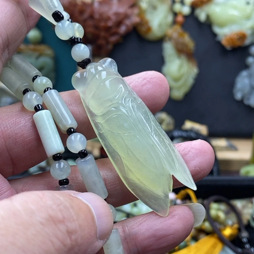 【闪购商品】蛇纹石玉吊坠未镶嵌