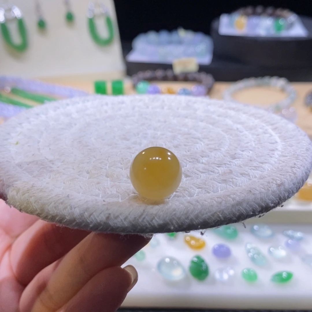 翡翠未镶嵌颈饰冰鲜黄珠卡13.2