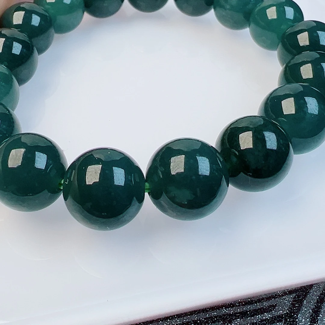 翡翠未镶嵌颈饰111