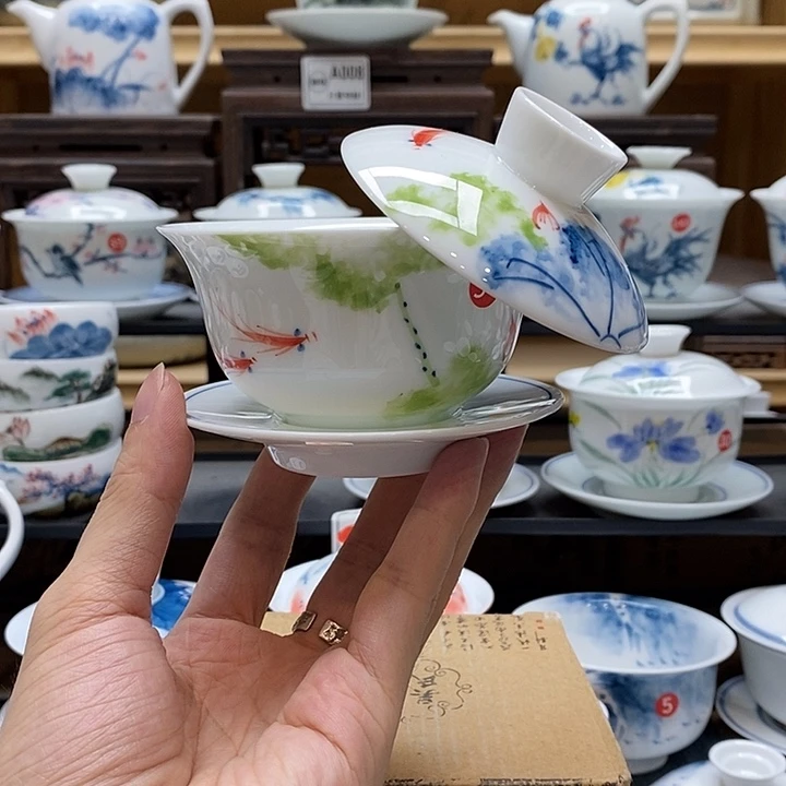 手绘五彩荷花悬停盖碗150cc釉下彩微瑕福利款