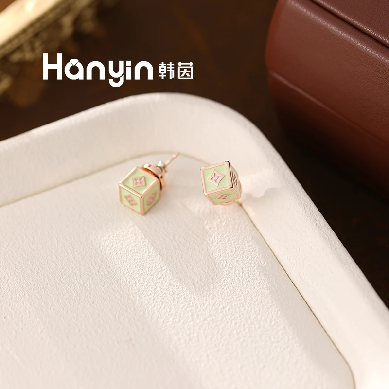铜合金珐琅耳饰 925银针 高定彩绘粉绿方块四叶草耳钉AAA