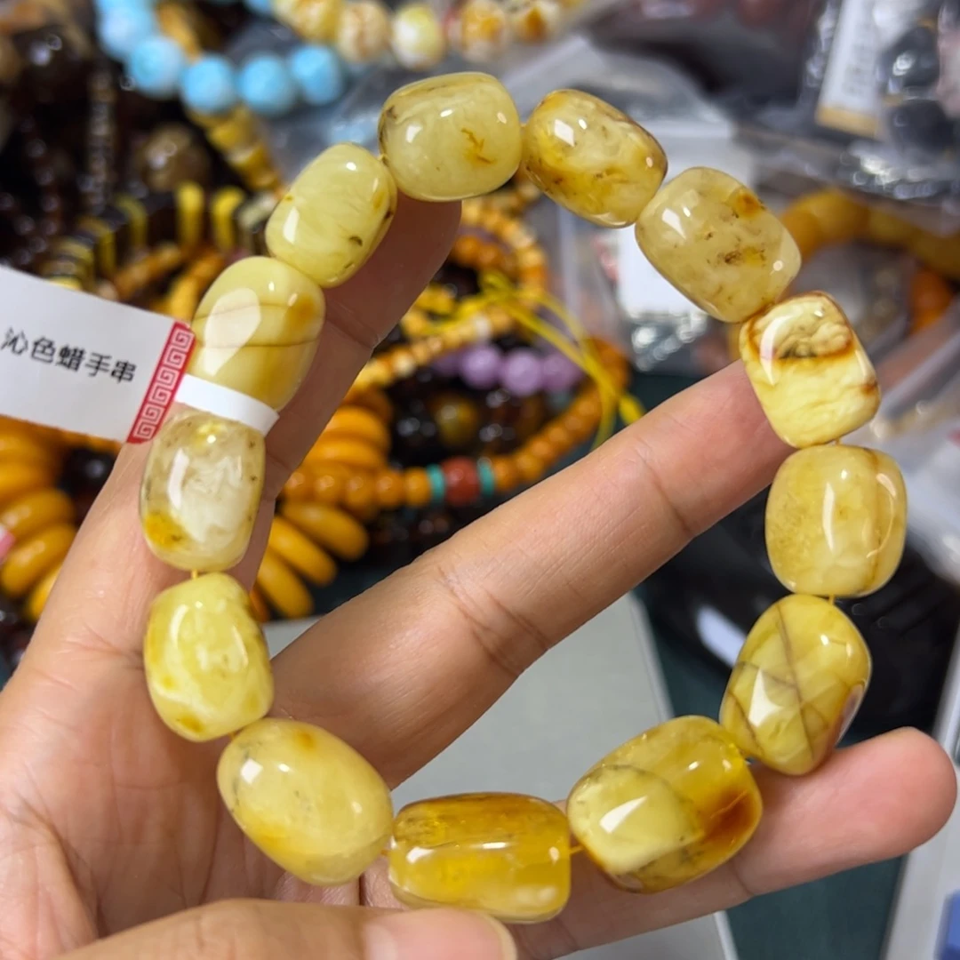 未镶嵌琥珀珠宝奇石813