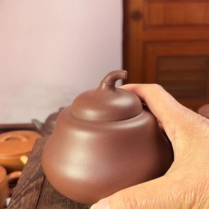 紫砂茶壶正品。宜兴紫砂壶工艺