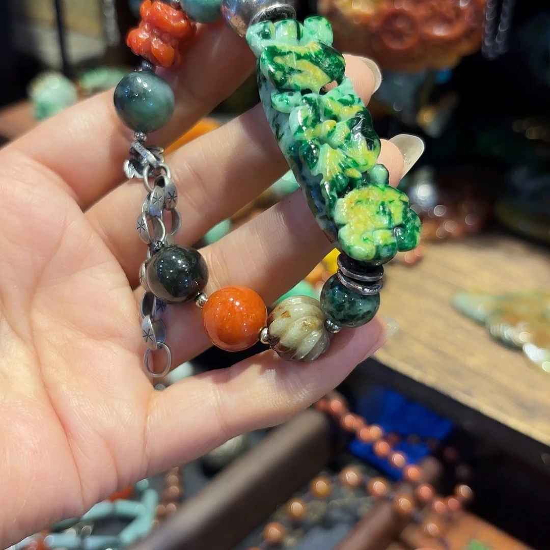 翡翠未镶嵌颈饰原创