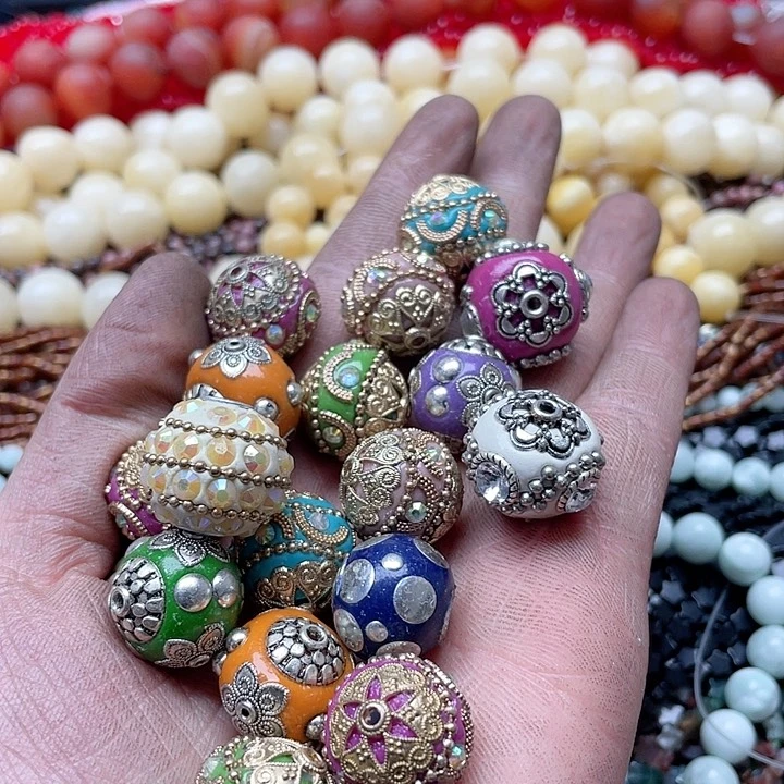 玛瑙/玉髓珠宝半成品未镶嵌3个17-20mm尼泊尔