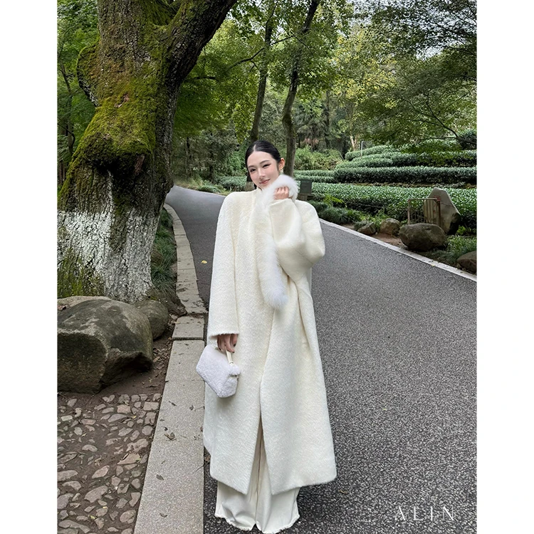 阿琳ALIN【北国雪松】冬季苏力羊毛长款大衣配狐狸毛毛领女AL5OMD16
