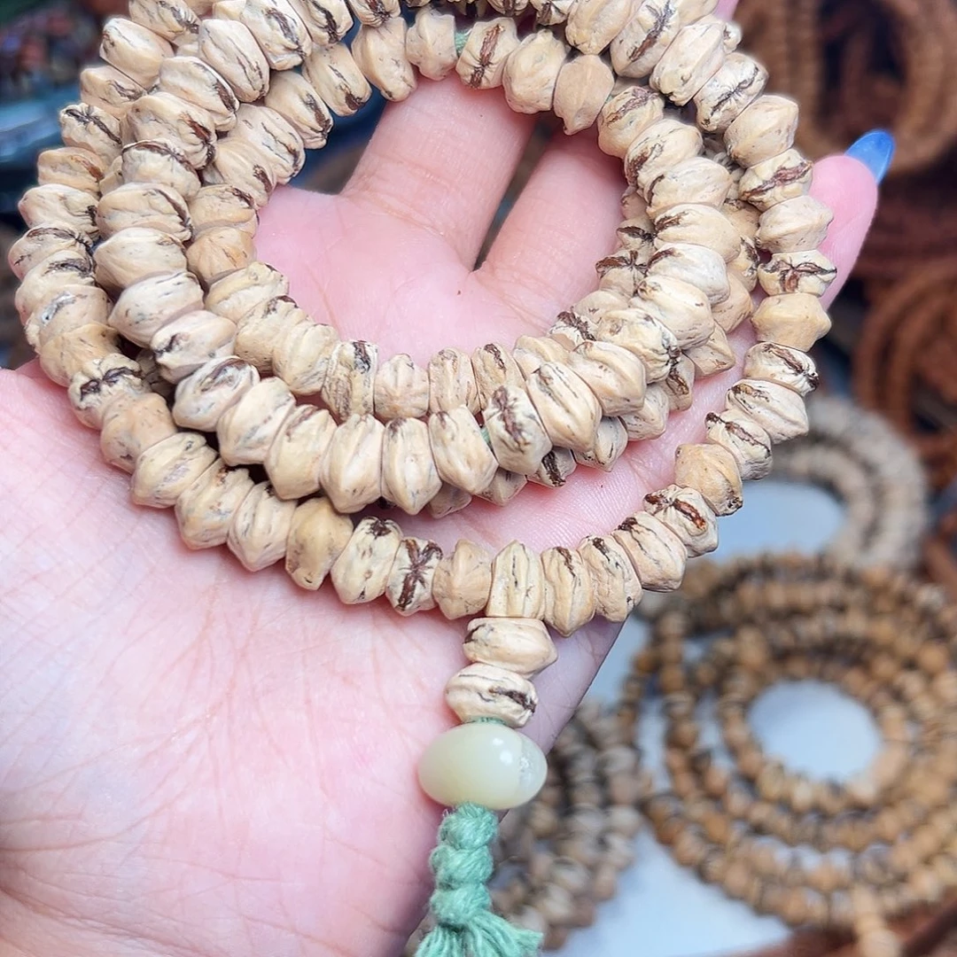 尚***呀吊坠柏香籽/百香籽