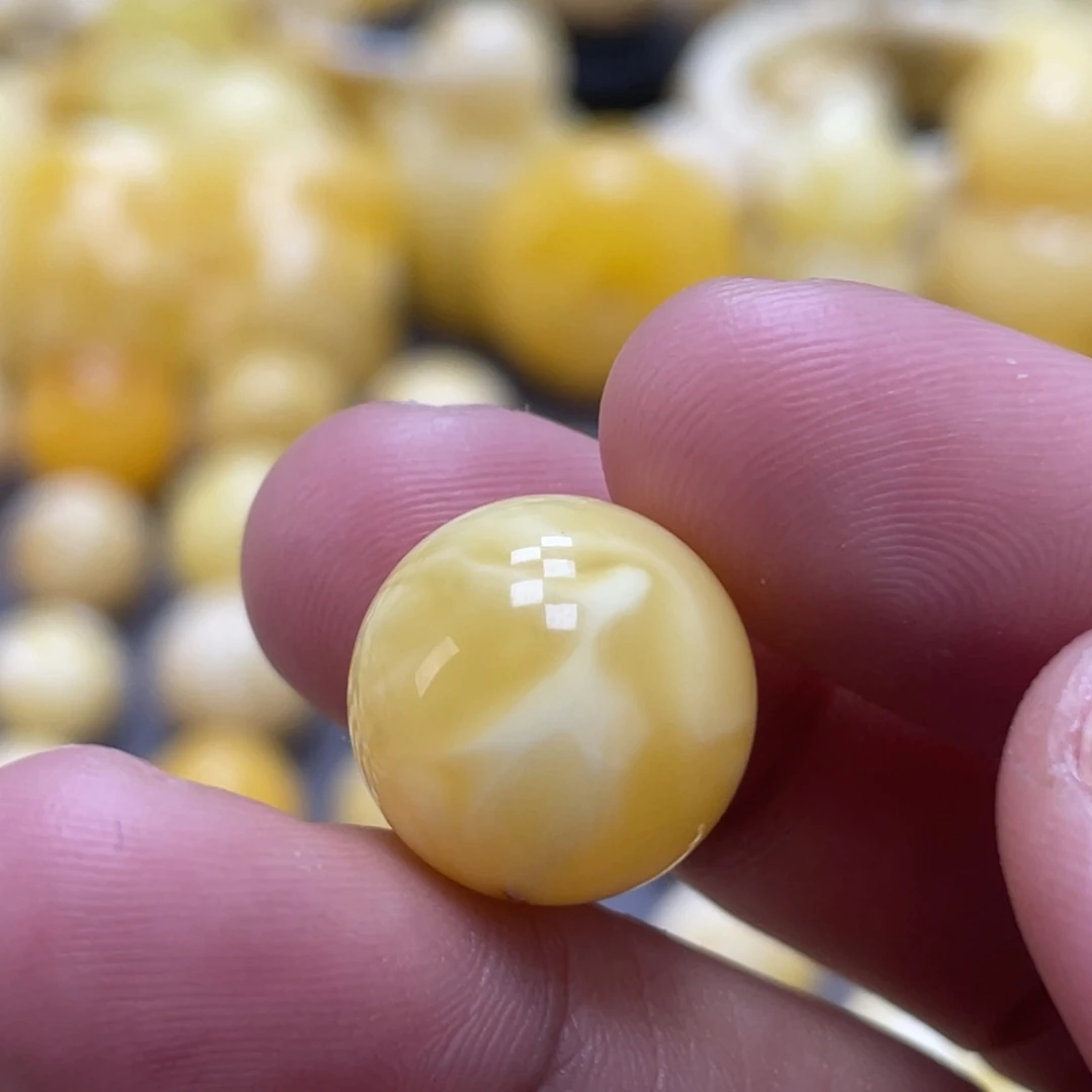 蜜蜡未镶嵌裸石15mm浓蜡 瑕疵款