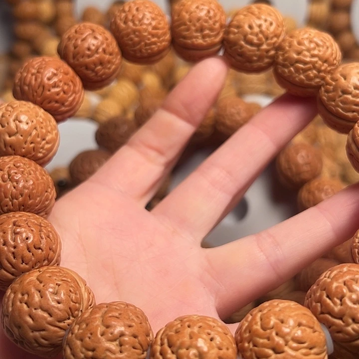 n***n吊坠桃核桃核手持苹果园22➕