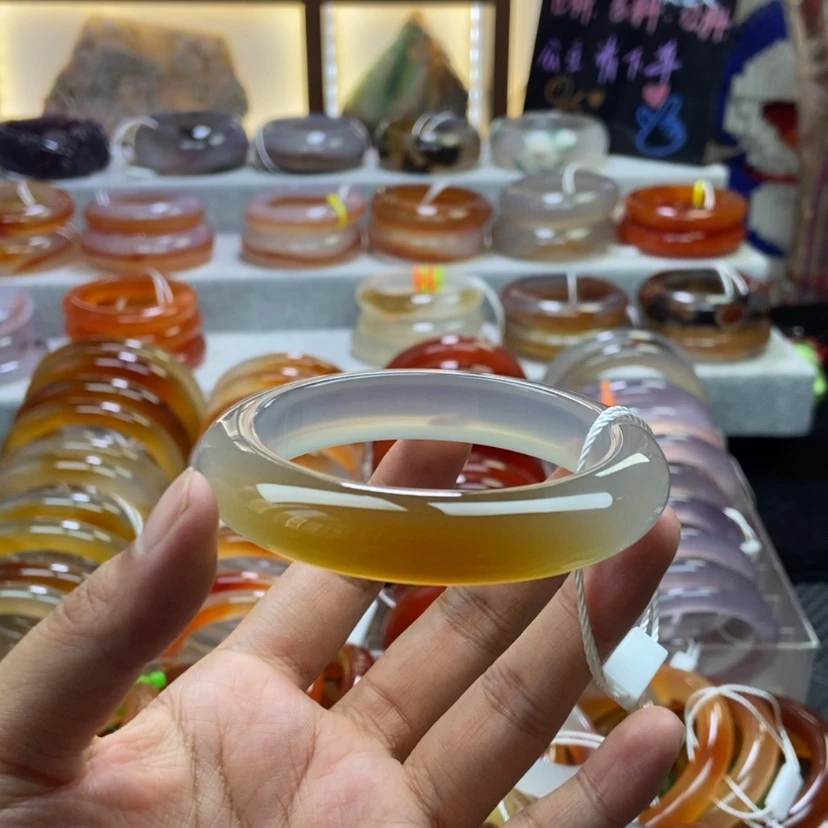 【闪购商品】手镯玛瑙/玉髓合金