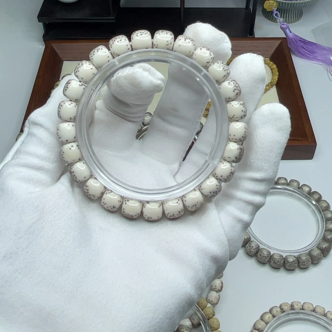 彬***子星月菩提手串9×8河豚石玉料B31