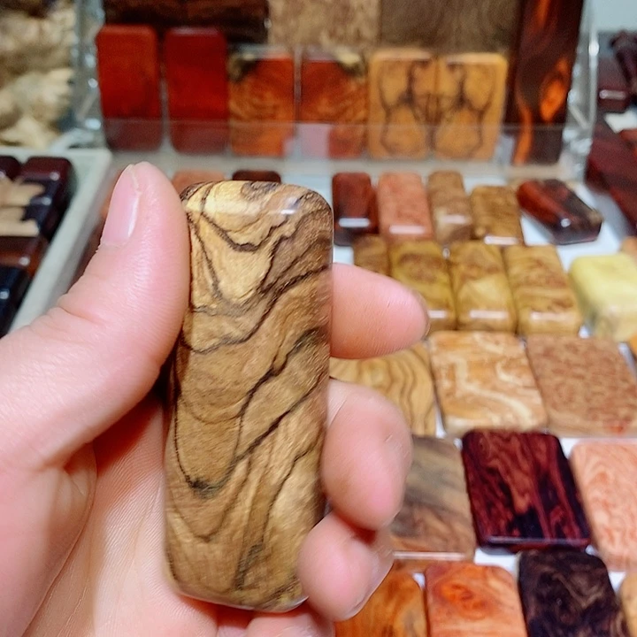 心***筑香榧木木质哈把玩件5558858
