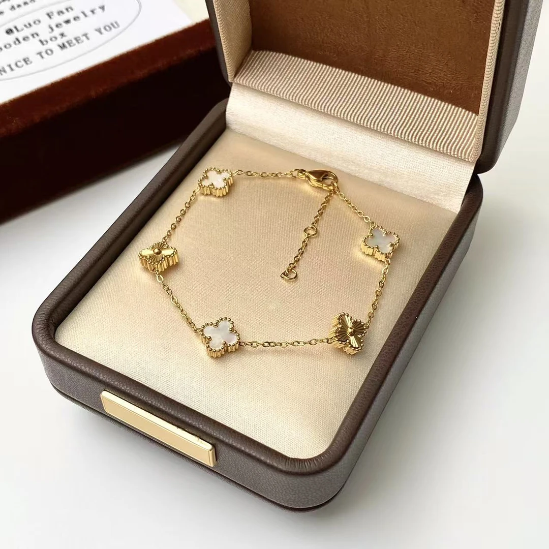 钛钢手链 佳佳（J7） 20厘米 双面镭射白贝迷你四叶草手链