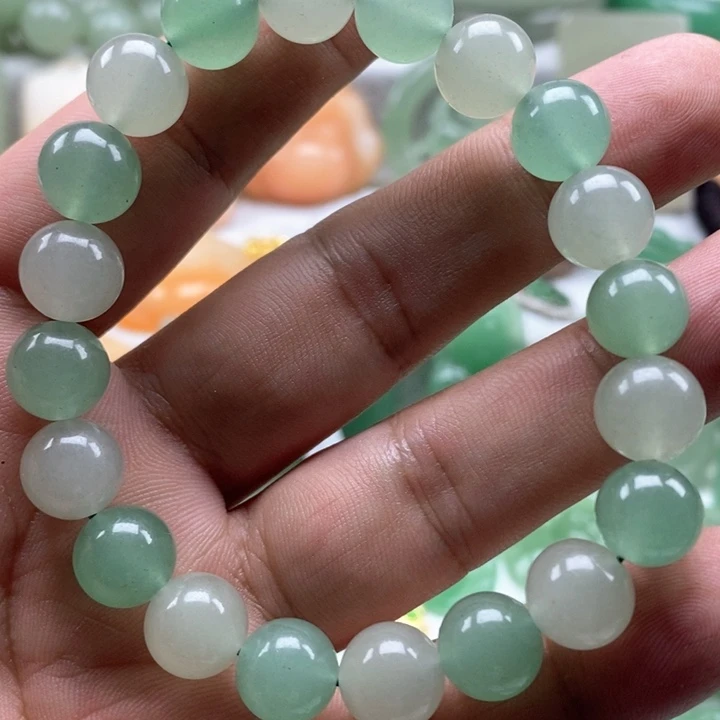 东陵石未镶嵌颈饰