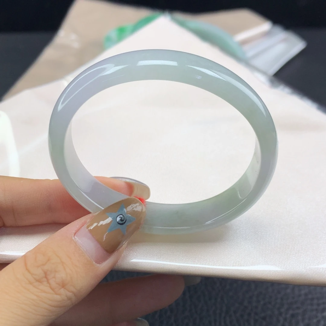 翡翠未镶嵌手镯缅甸54.1冰润春彩贵妃