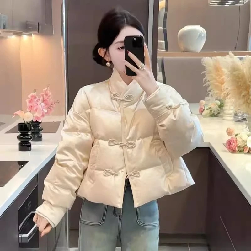 新中式国风盘扣加厚棉服女2025冬季新款新年战袍时尚保暖短款外套