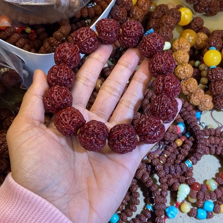 金刚菩提吊坠205玉化深红