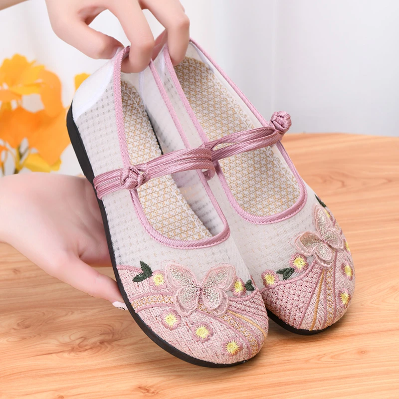 夏季网面透气汉服平底软底民族绣花鞋网鞋镂空老北京布鞋妈妈女鞋
