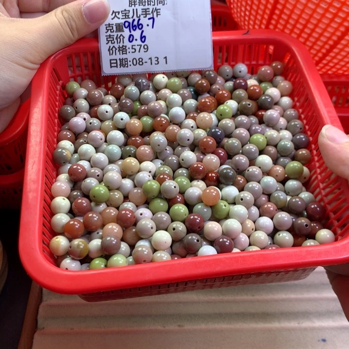 欠***作石英质玉手链未镶嵌