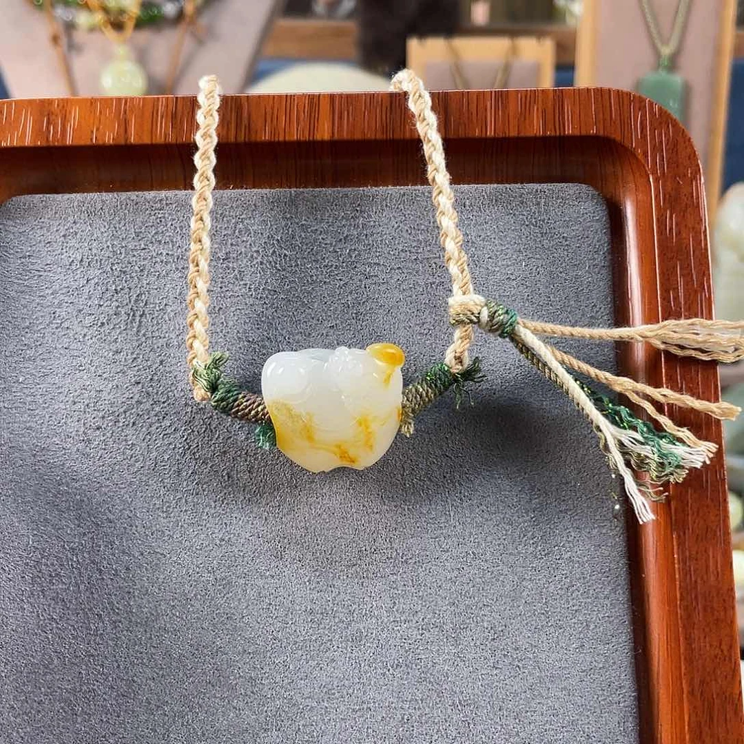 和田玉未镶嵌吊坠(不含链)