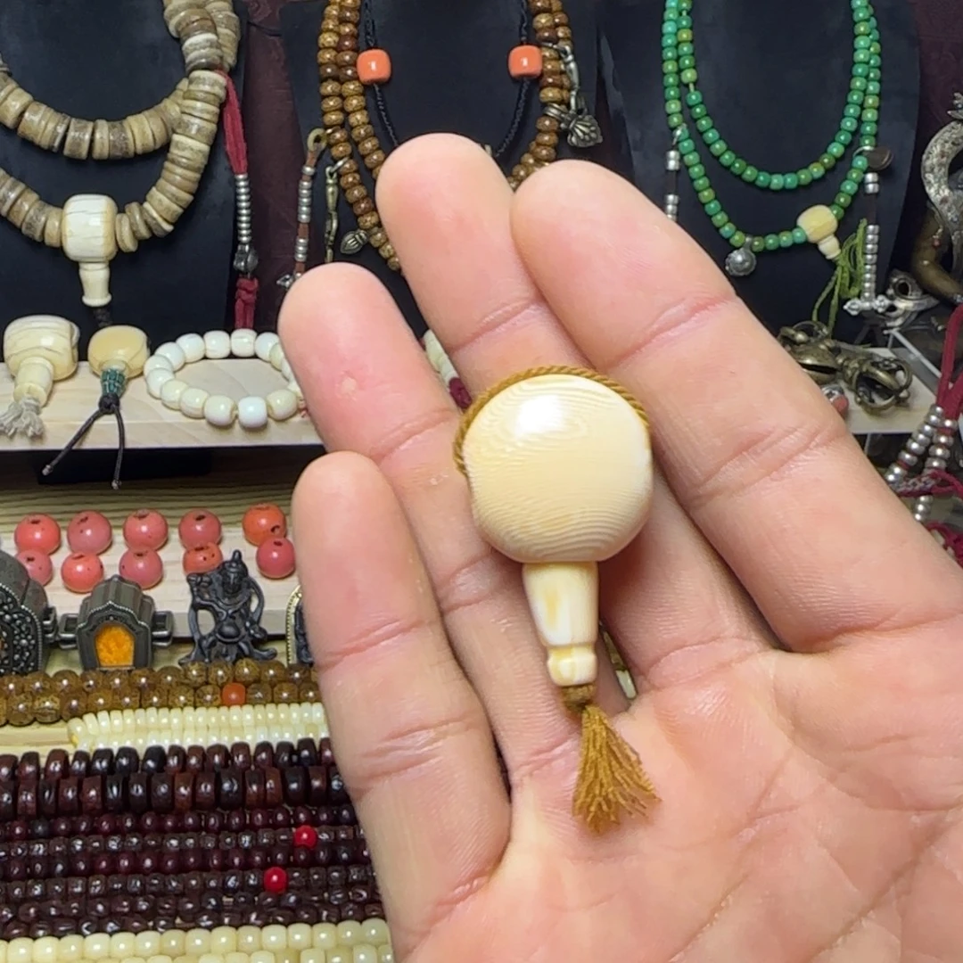 荷***雨格桑工艺坊直播间