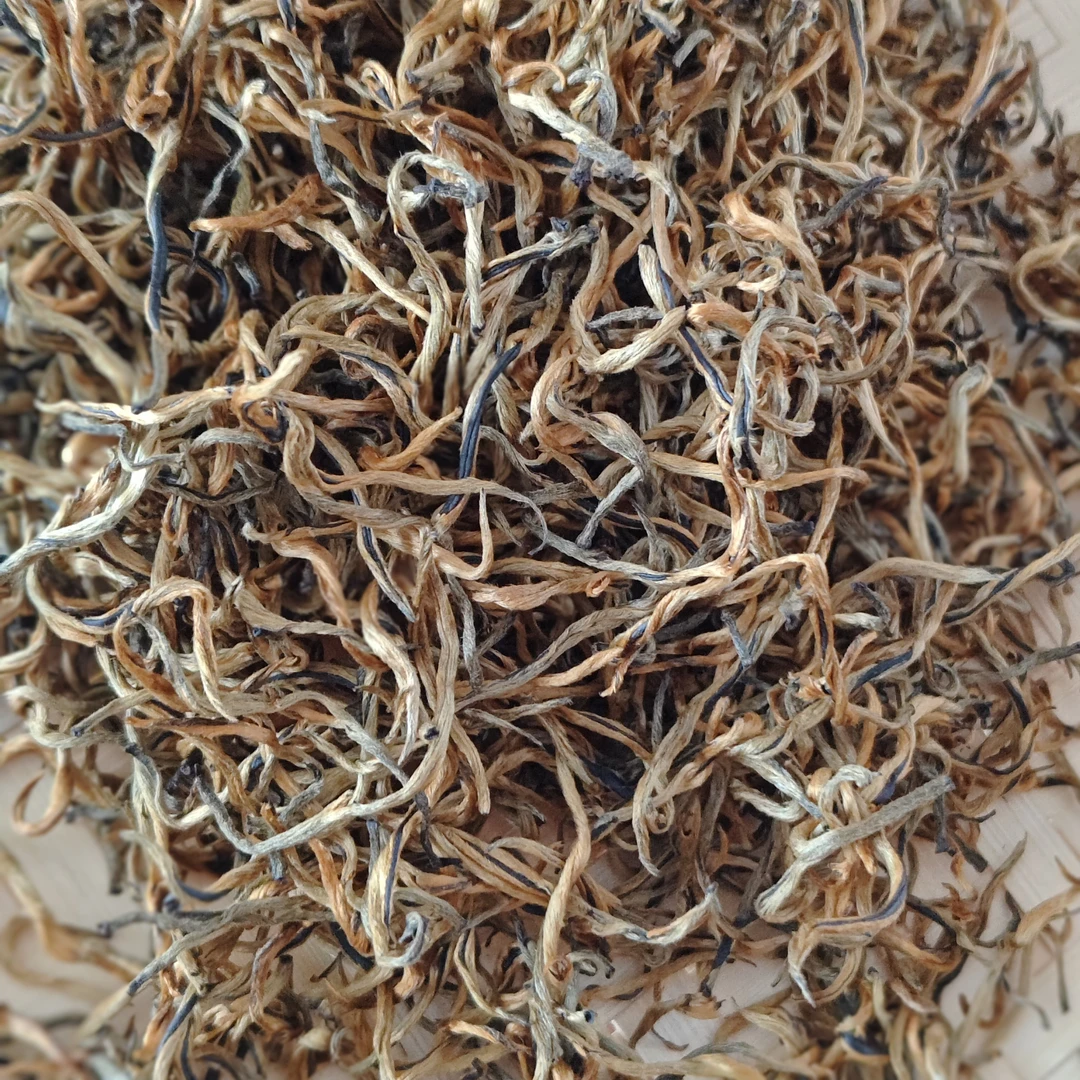 云南凤庆古树滇红红茶金芽金丝蜜香浓香型散装茶叶