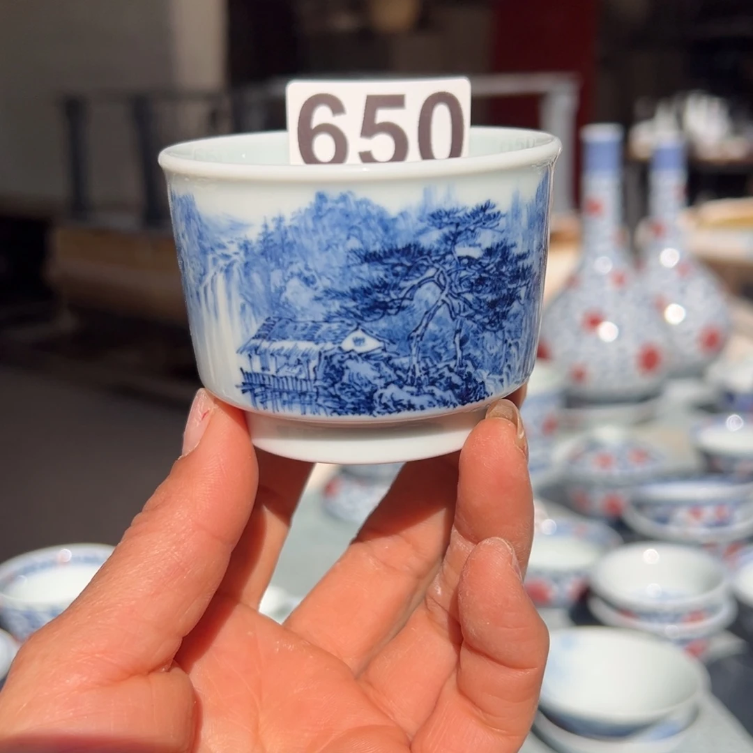 六***抵现代瓷青花釉里红工艺