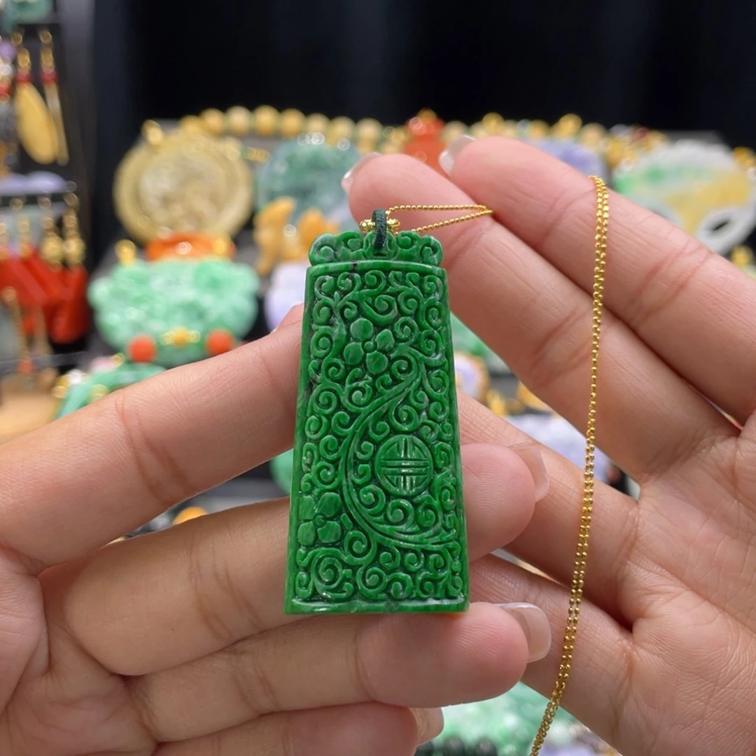 翡翠颈饰未镶嵌代编织