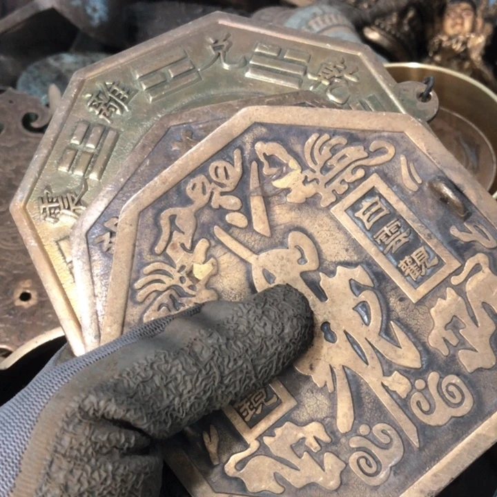 石**惊闪电购铜摆件工艺品