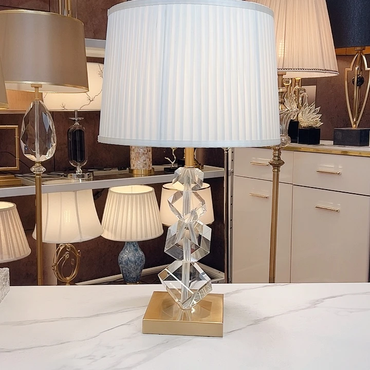 圆形6号台灯浅黄色灯罩