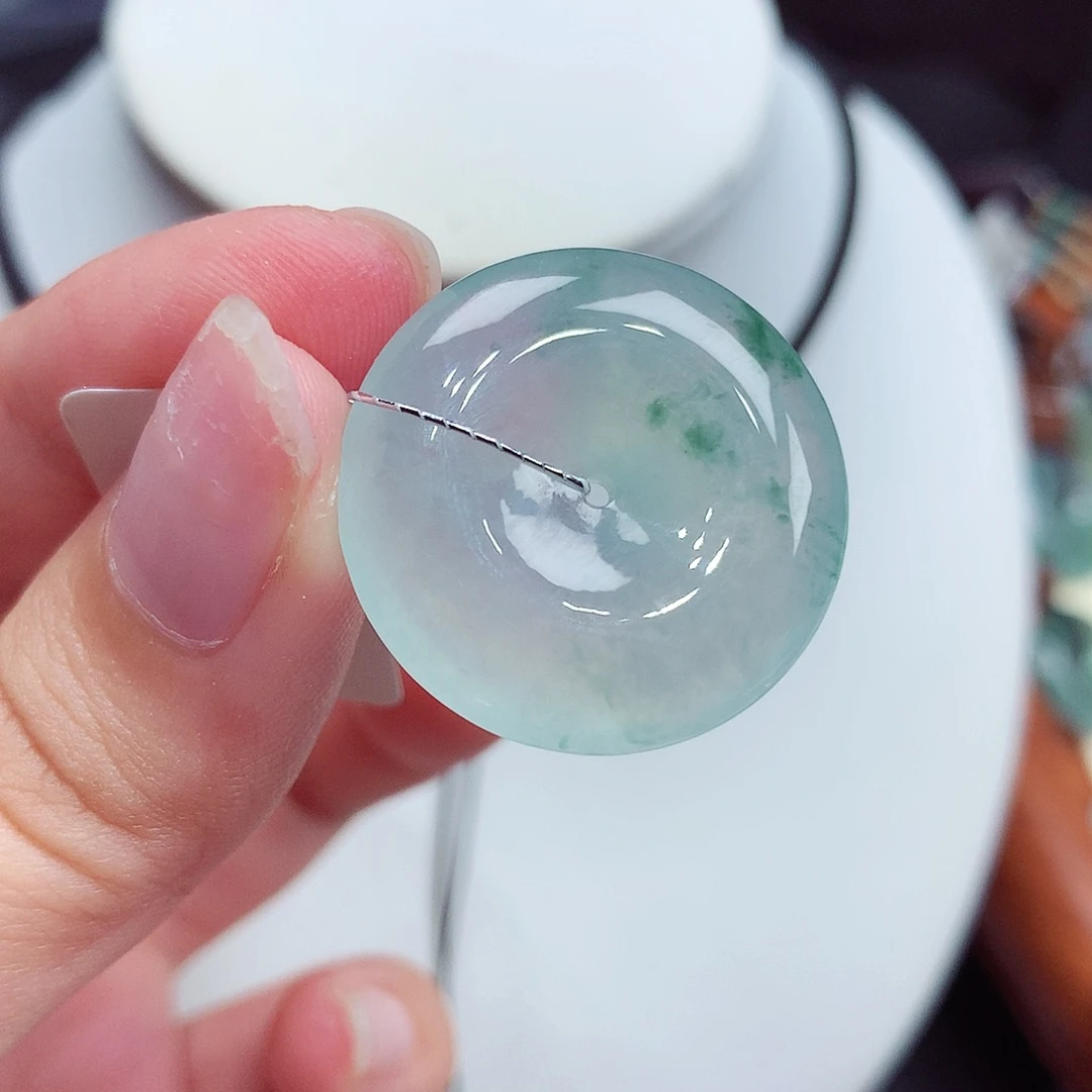 颈饰未镶嵌翡翠翡翠80，24.6/5.4