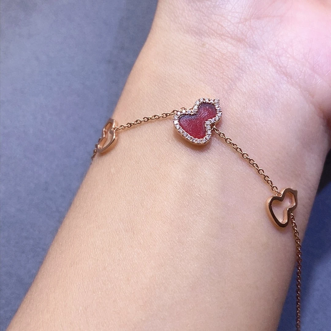 手链18K金镶嵌钻石红玛瑙葫芦手链k玫