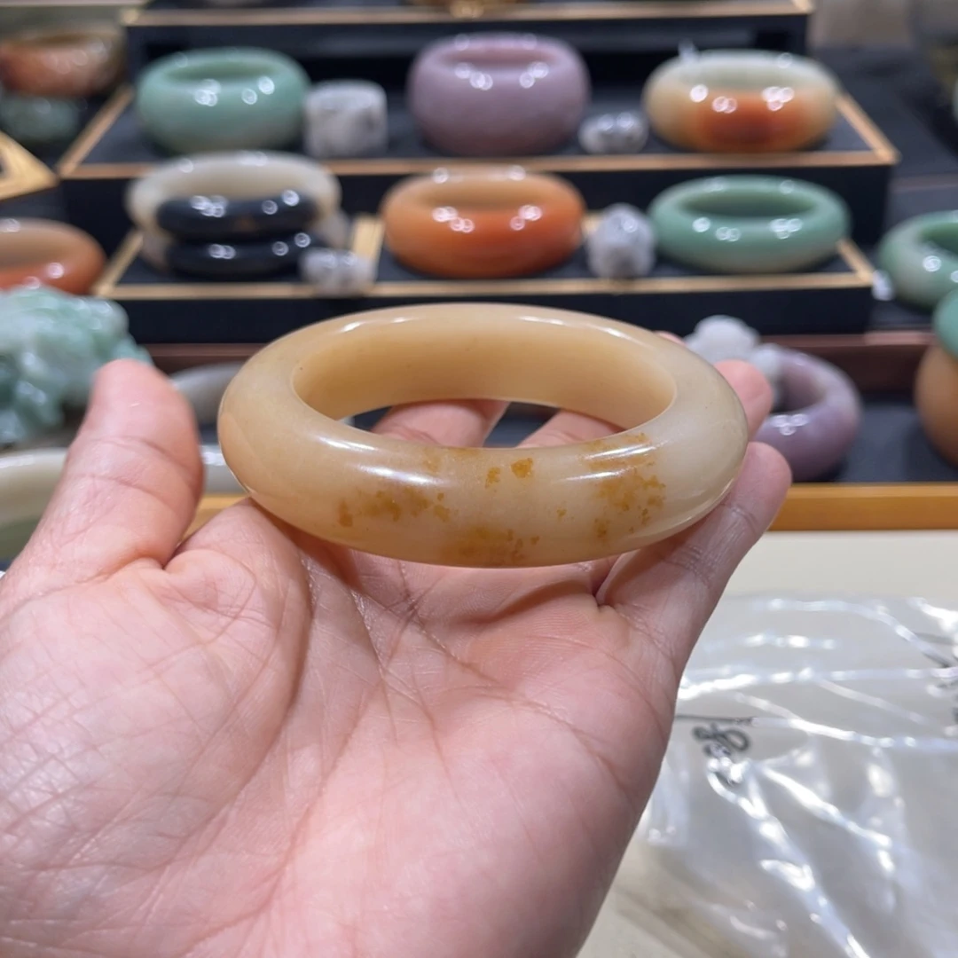 未镶嵌手镯石英岩玉原*清