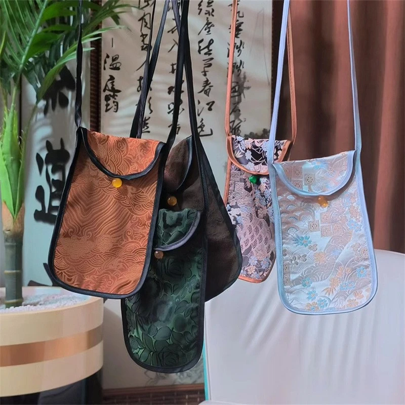 国风手机包小巧便携针织单肩迷你斜挎包零钱包女包