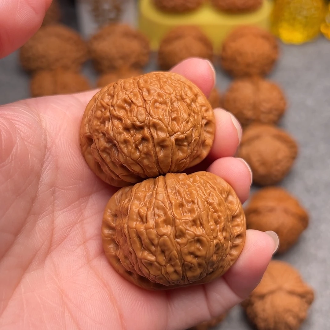 把件文玩核桃精品蟒皮纹乾隆磨40.8