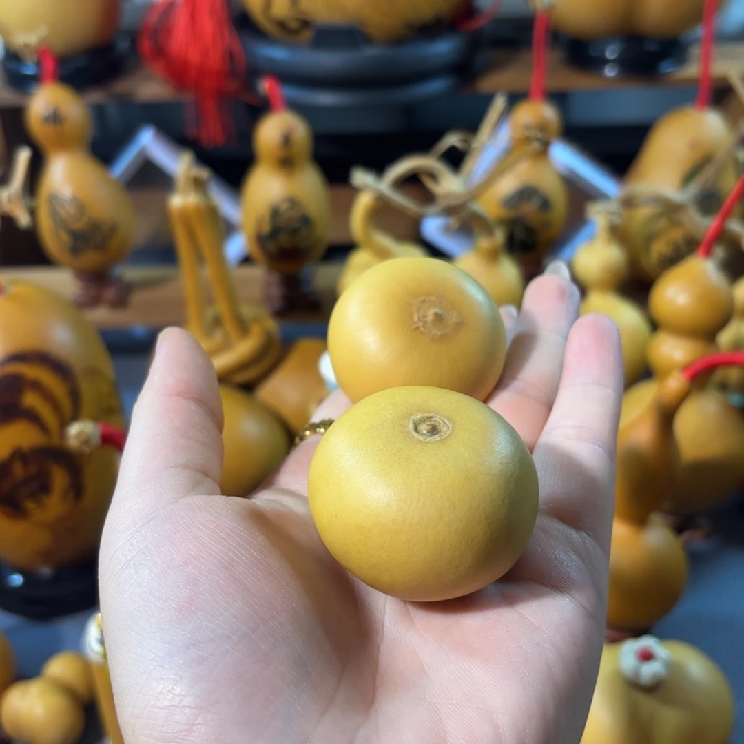 巍葫芦手球卡4.3公分左右