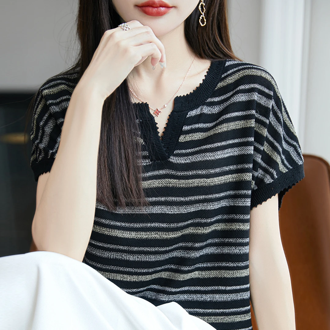 大码女装夏装胖mm冰丝针织衫女士短袖t恤遮肚子巨显瘦条纹v领上衣