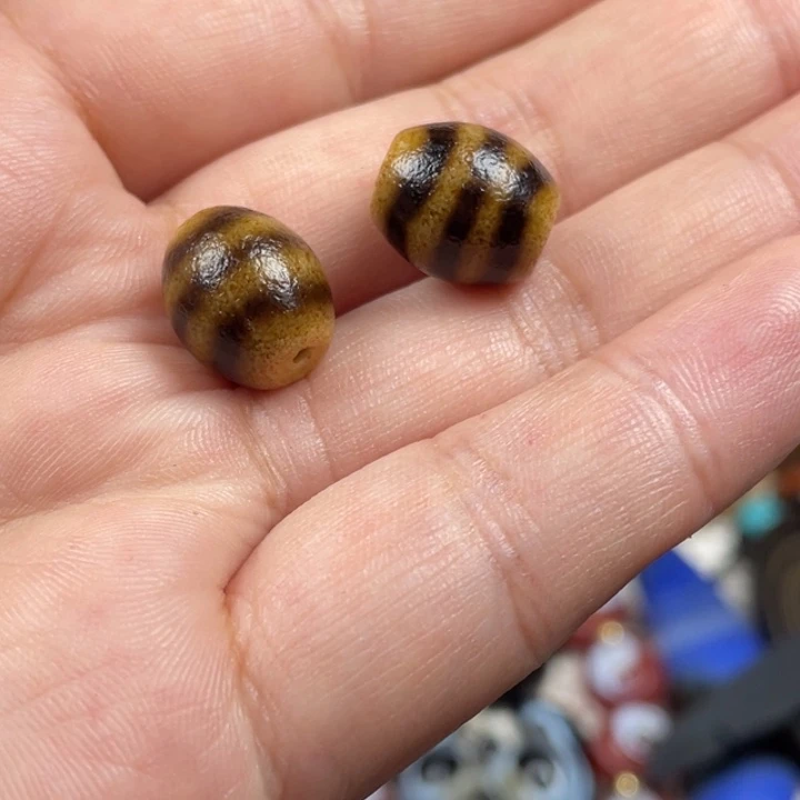 南红玛瑙未镶嵌颈饰