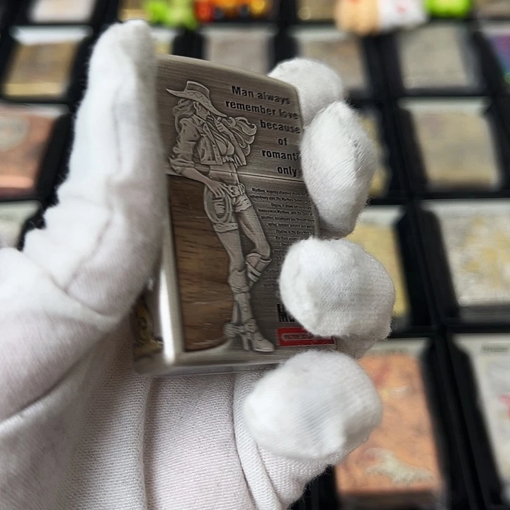 镜面牛仔女郎套壳盔甲机