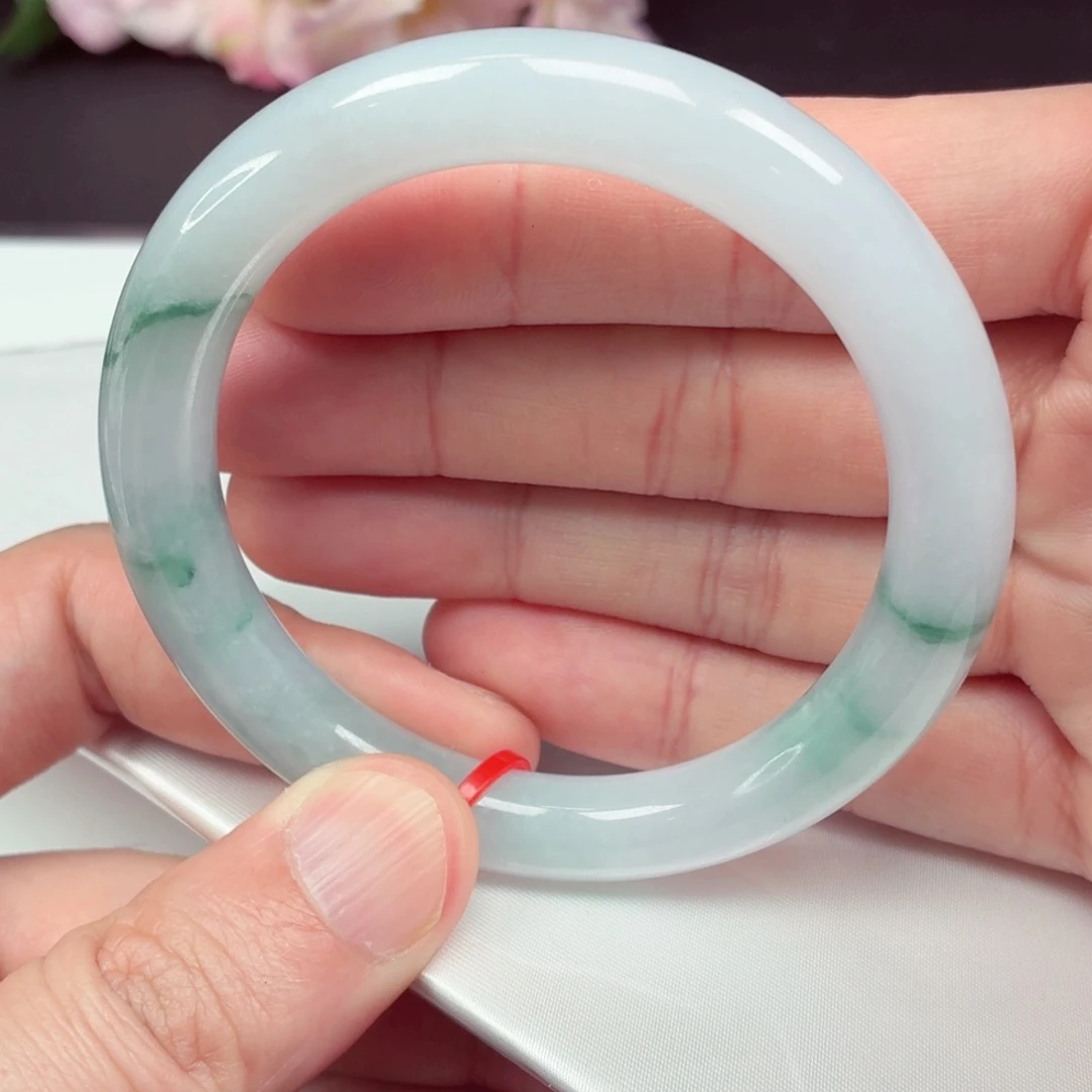 翡翠未镶嵌手镯57.5圈